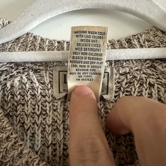 100% Cotton LL Bean Sweater. Size Medium Grey/Brown - Picture 5 of 6